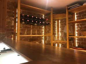 1 bedroom, premium bedding, minibar, in-room safe