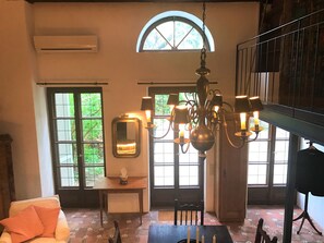 1 bedroom, premium bedding, minibar, in-room safe