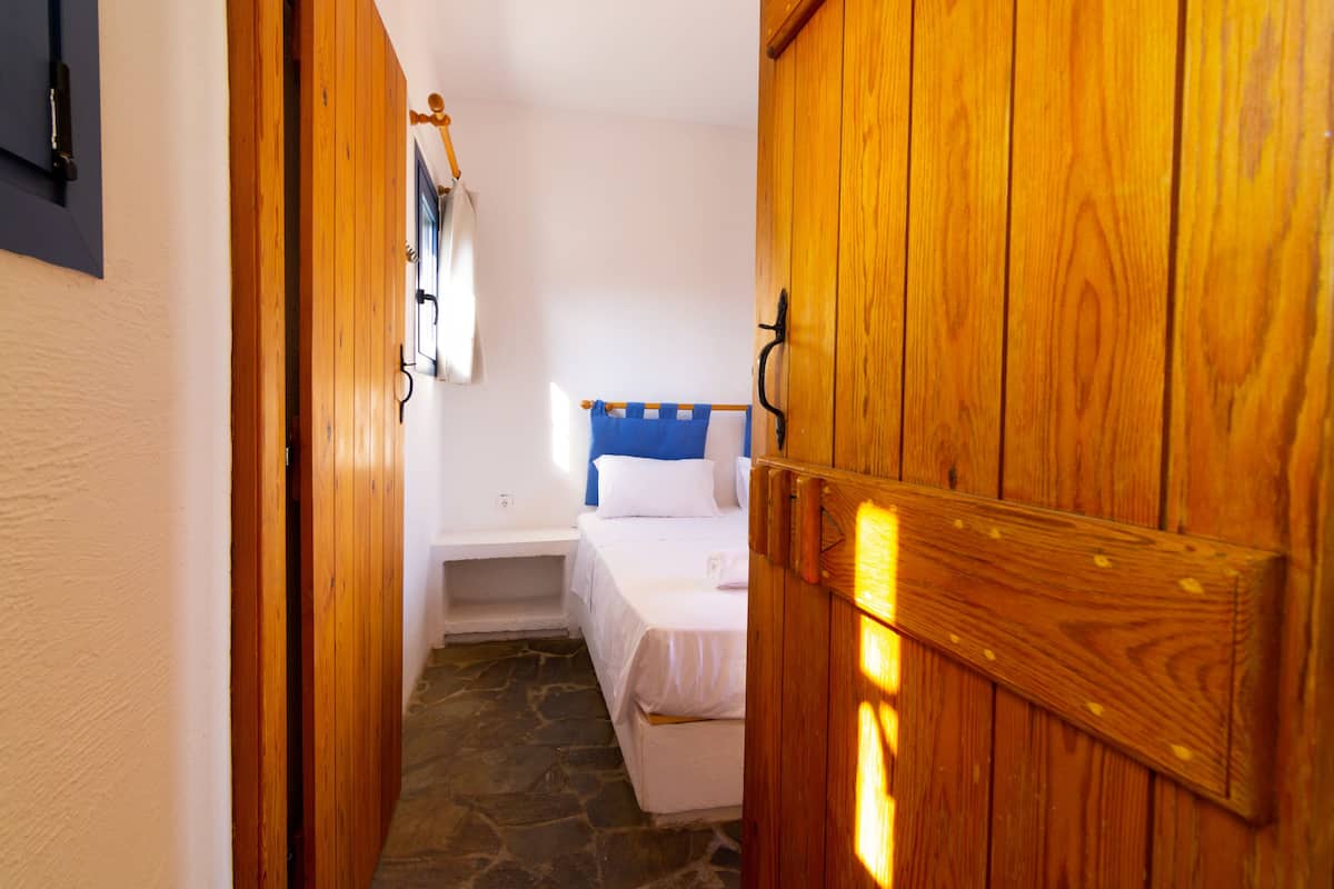 1 habitación y caja de seguridad en la habitación