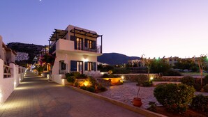 Front of property - Okirroi Villas (Hersonissos)