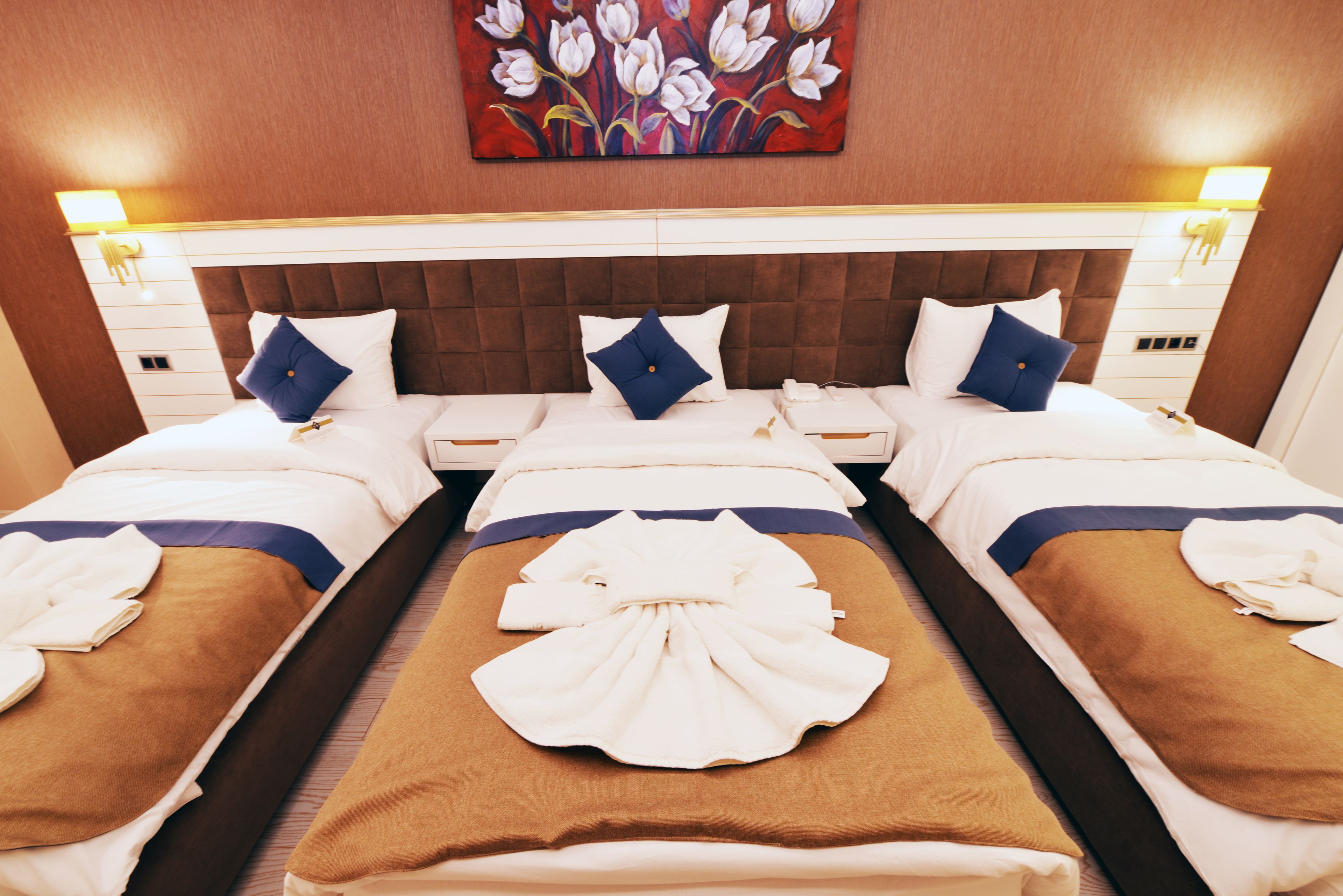 standard room | free minibar, in-room safe, desk, soundproofing