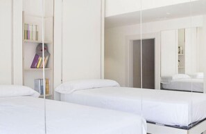 Exclusive Twin Room - Funway Academic Resort - Adults Only (Madrid)