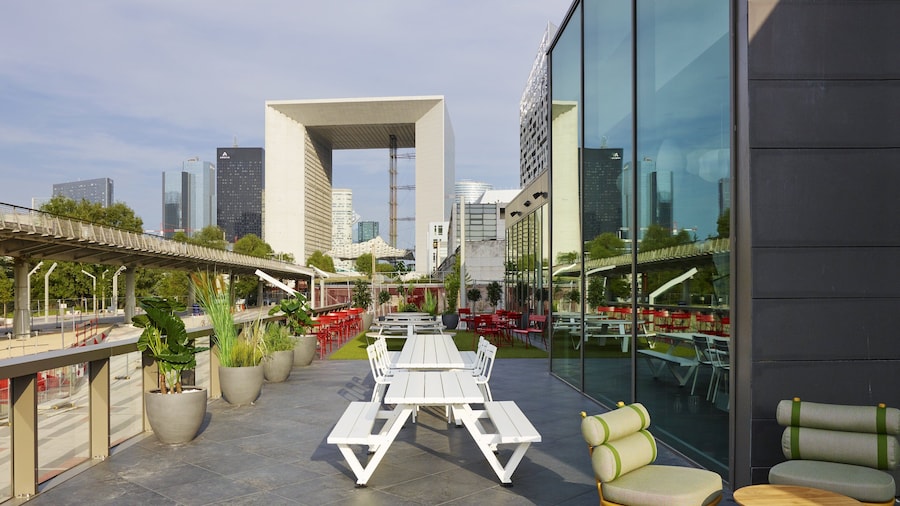 citizenM Paris la Défense