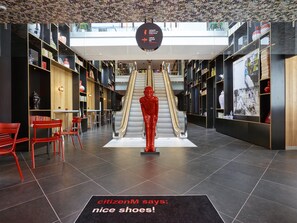 Interior detail - citizenM Paris la Défense (Nanterre)