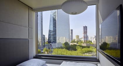 citizenM Paris la Défense
