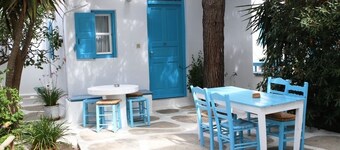 Aphrodite Garden Studios & Olympia Annex