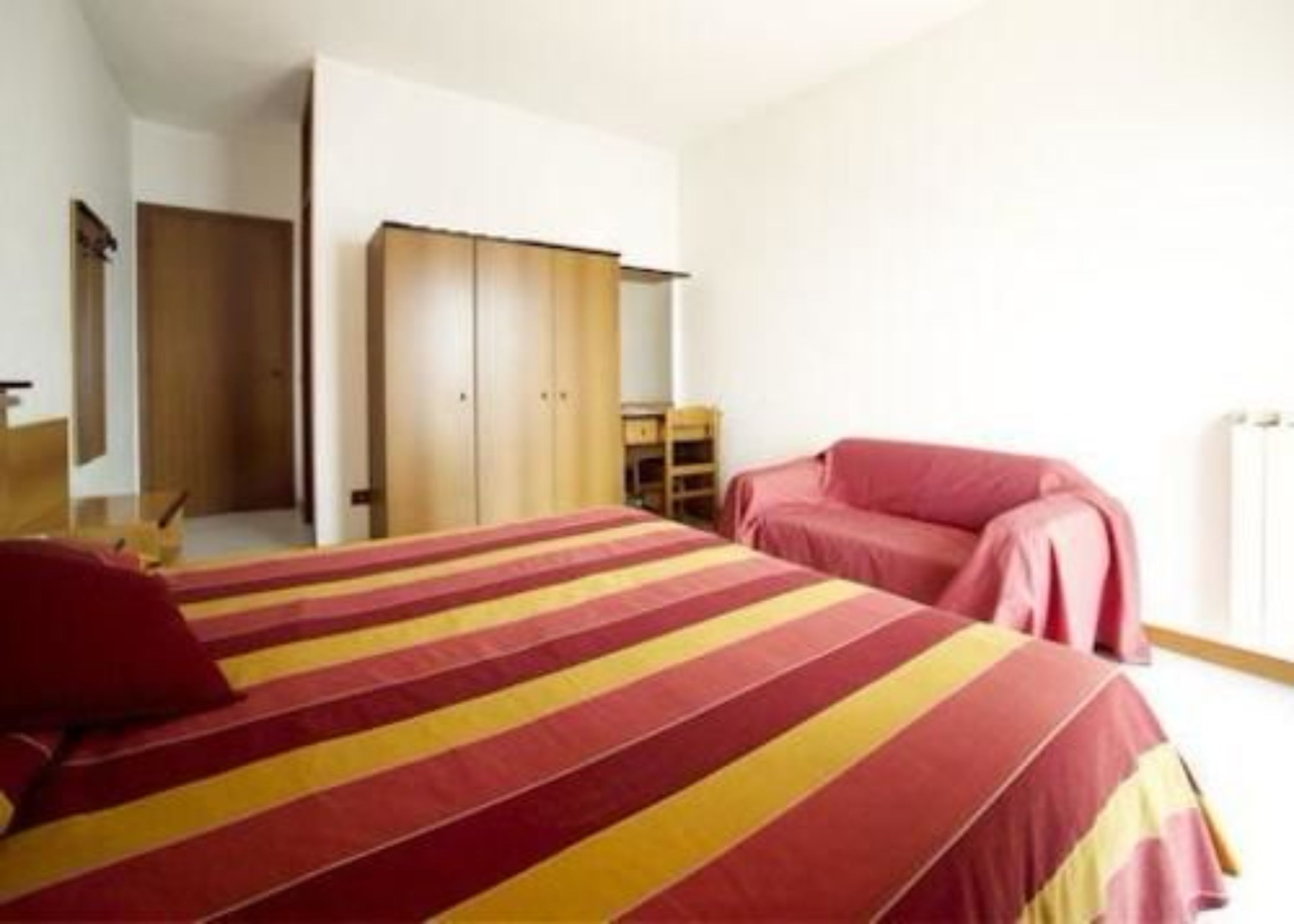 double or twin room, balcony, lake view | in-room safe, desk, rollaway beds, free wifi