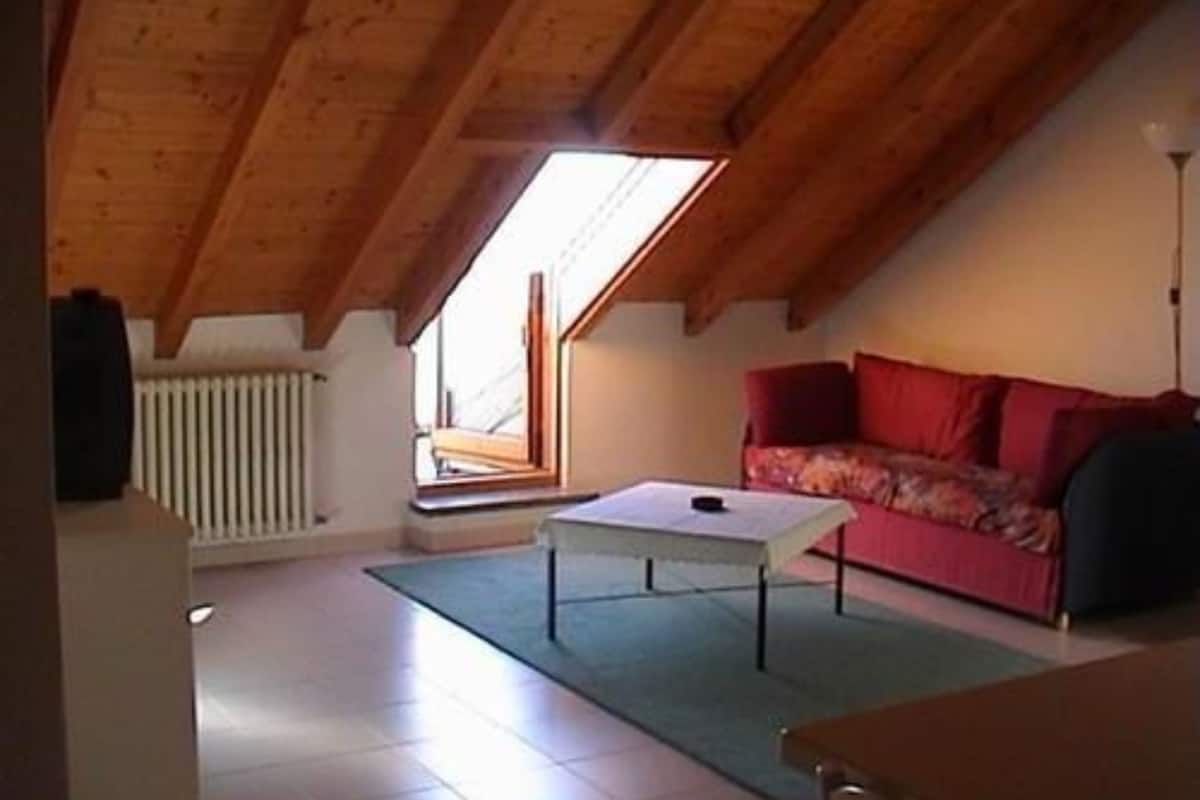 apartment, 1 bedroom, lake view | living area | tv