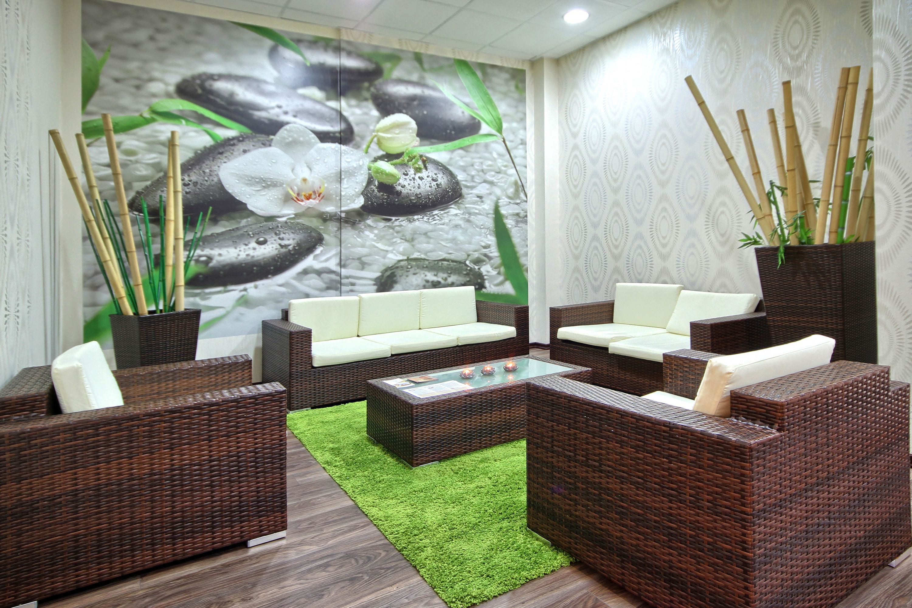 Sauna, hot tub, body treatments, body wraps, body scrubs