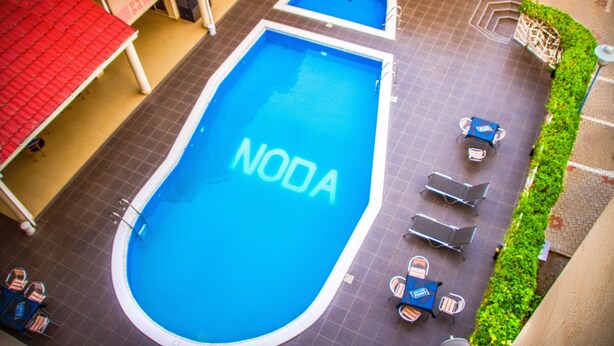 Outdoor pool - Noda Hotel (Kumasi)