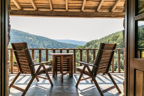 Cerdeira - Home for Creativity