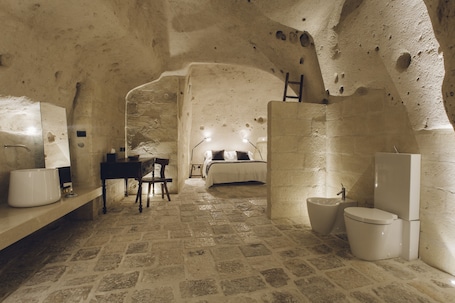 Deluxe Room | Bathroom. Il Palazzotto