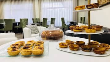 Desayuno buffet incluido todos los días