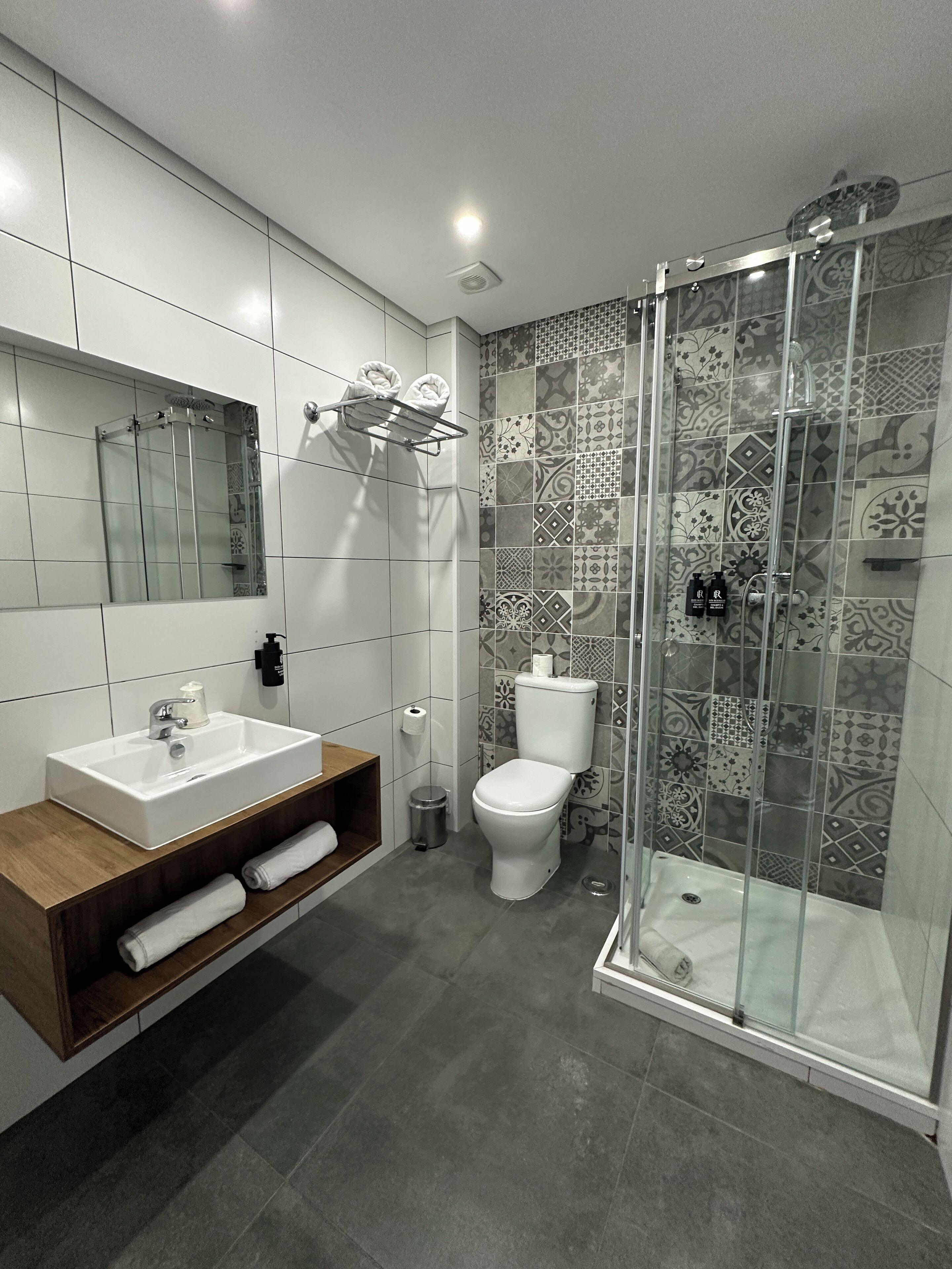 free toiletries, towels, soap, shampoo