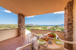 Apartment, 1 Bedroom (Ruinas 2) | Terrace/patio