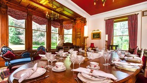 Unclassified image, 3 of 21, button - Moffat Mansion (Moffat)