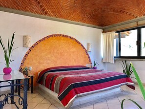Desk, iron/ironing board, rollaway beds, free WiFi - Nican Mo Calli (Tepoztlán)