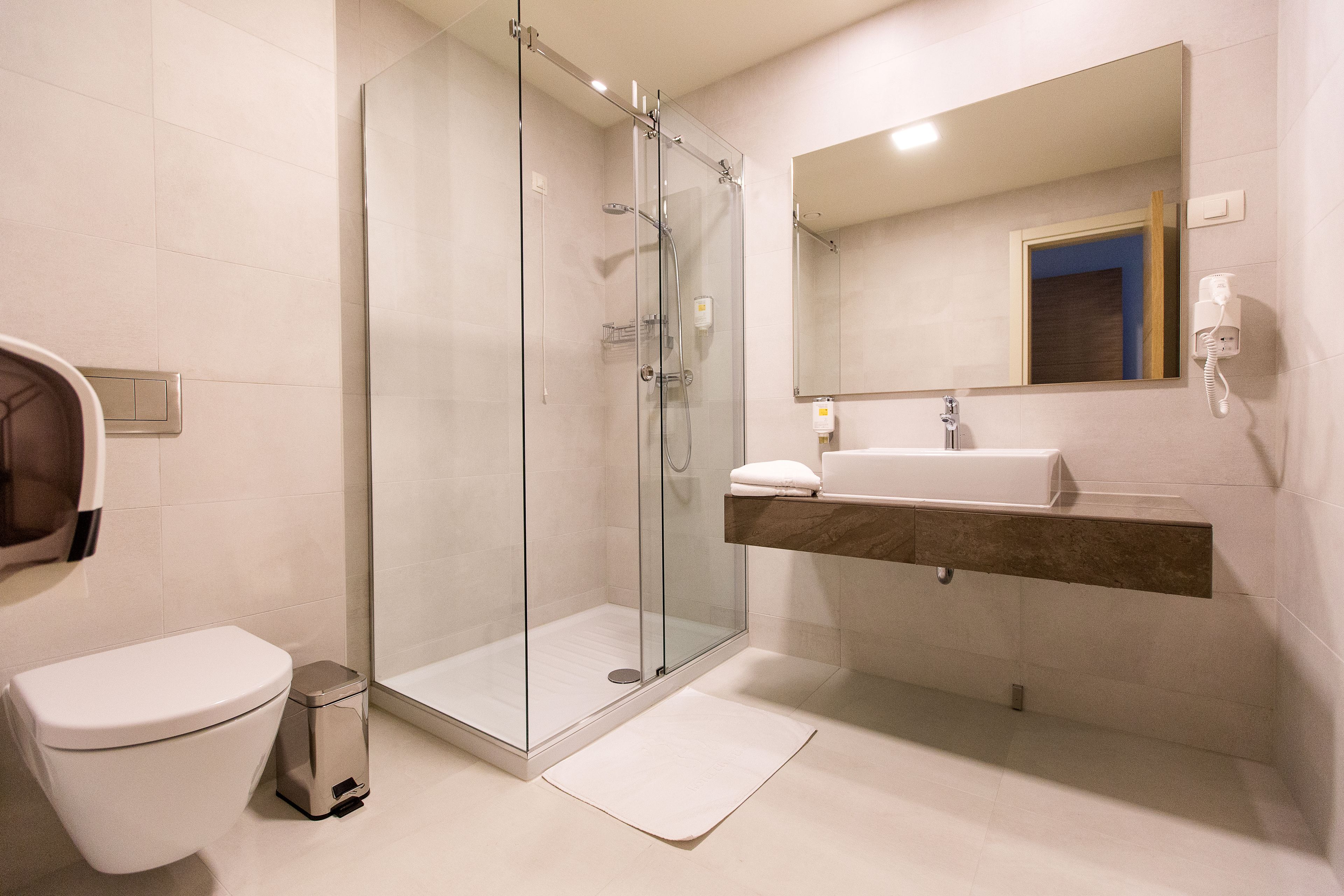 comfort triple room, 1 bedroom | bathroom | hair dryer, towels, soap, shampoo