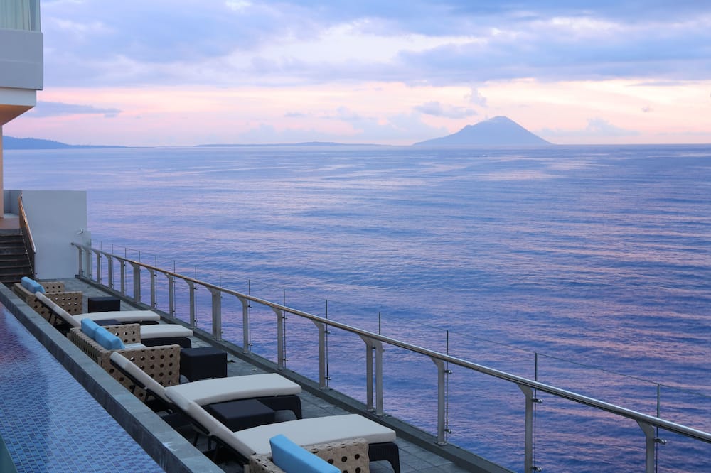Four Points by Sheraton Manado