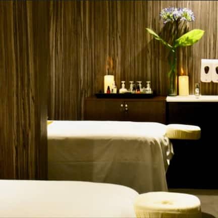Couples treatment rooms, sauna, hot tub, steam room, Turkish bath