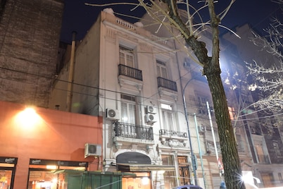 Voyage Recoleta Hostel