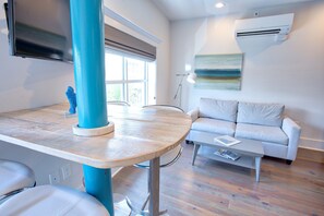 City Suite, 2 Bedrooms, Kitchen, City View | Private kitchen | Fridge, microwave, coffee/tea maker - 493 King Luxury Suites (Charleston)