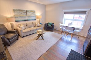 Grand Suite, 2 Bedrooms, Kitchen | Living area | Flat-screen TV