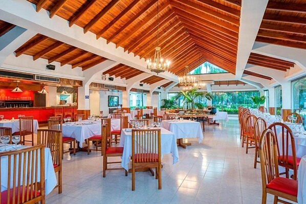 Dining - Hotel Decameron Marazul (San Andres)