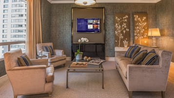 Suite | Lobby