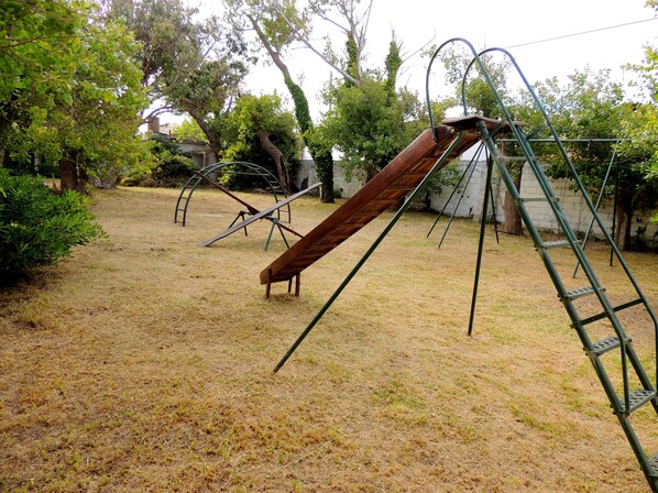 Children's play area - outdoor