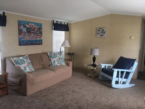 Mobile Home | Living area | LCD TV