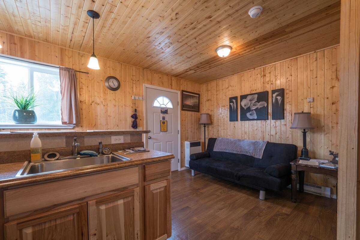 Comfort Cabin, 1 Bedroom, Kitchen | 1 bedroom, premium bedding, iron/ironing board