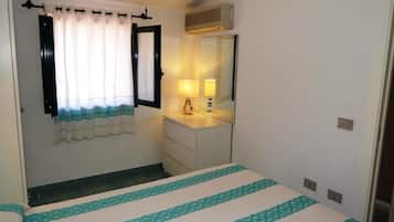 Apartment, 2 Bedrooms | 2 bedrooms, WiFi