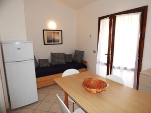 Appartement, 2 chambres (Mediterranea 4) | Coin séjour