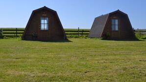 Room - Ayres Rock Hostel & Campsite (Sanday)