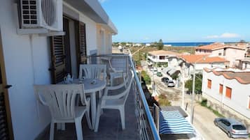 Apartment, 2 Bedrooms (Gomez 2) | Balcony
