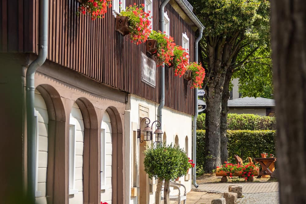 Dammschenke Gasthof & Hotel