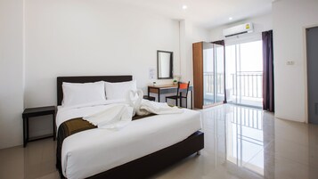 Suíte presidencial | Escrivaninha, Wi-Fi de cortesia, roupa de cama