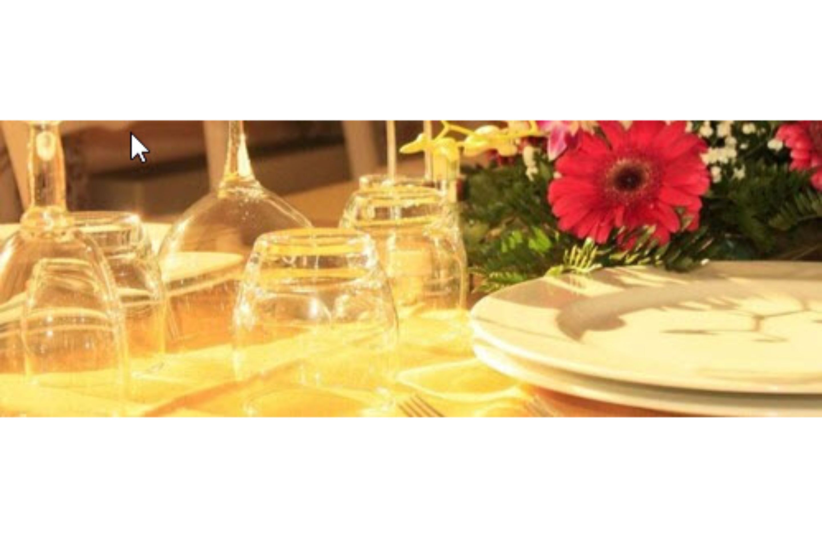 breakfast, lunch, dinner served; local cuisine, al fresco dining