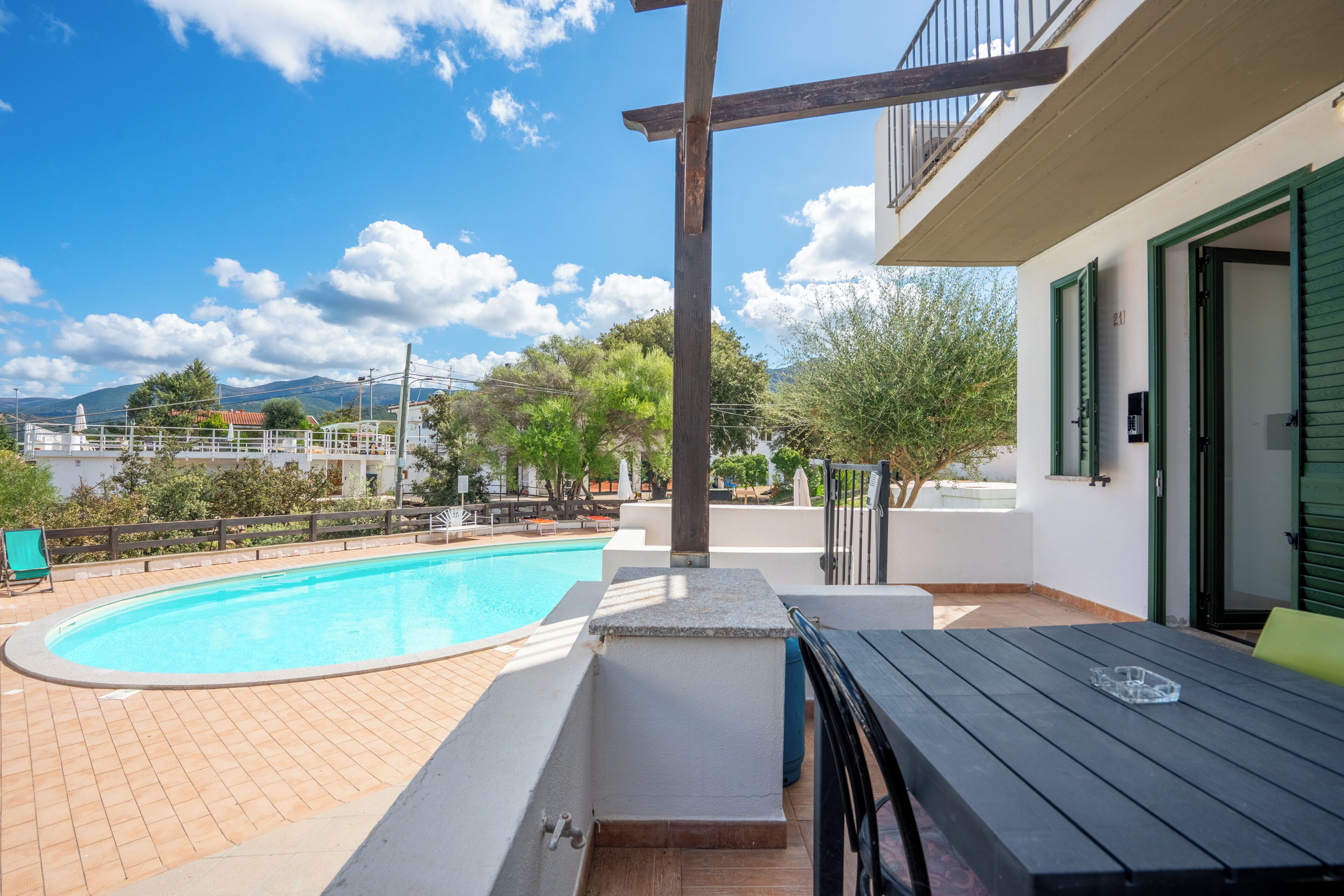 Superior Apartment | Premium bedding, in-room safe, desk, blackout drapes