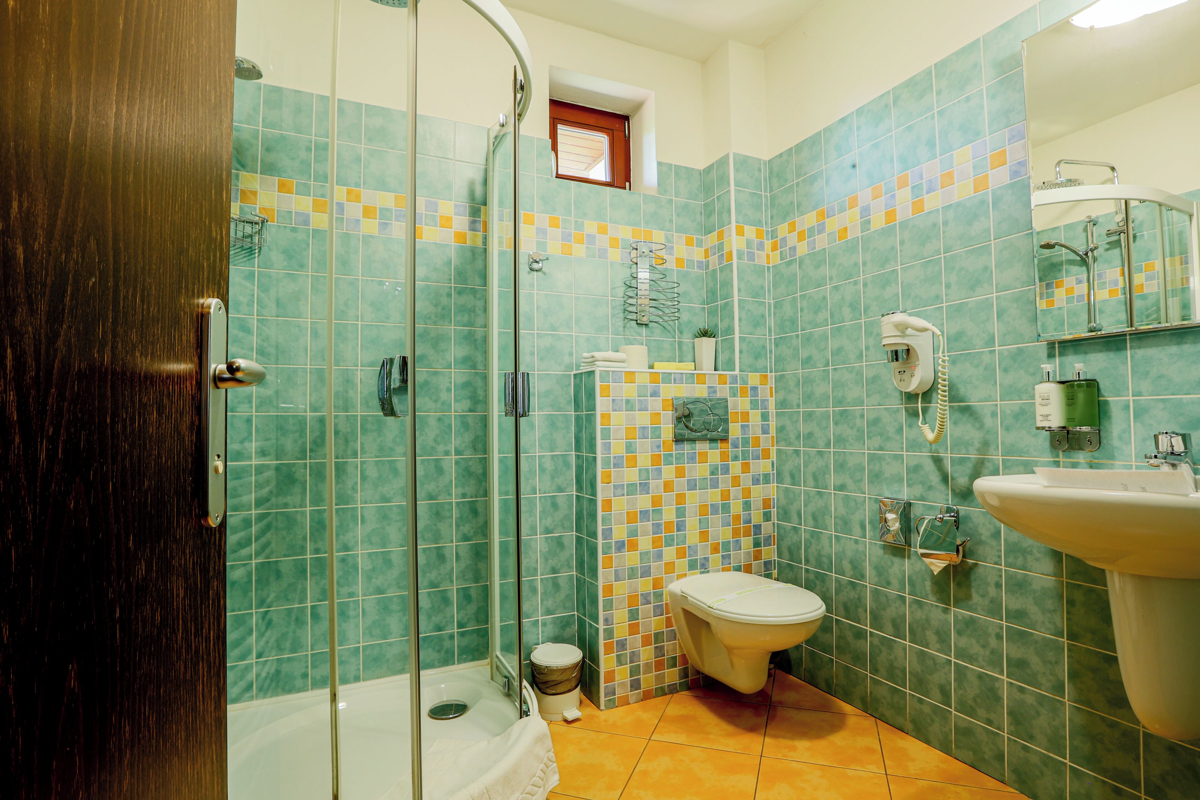 business double or twin room | bathroom | shower, designer toiletries, hair dryer, towels