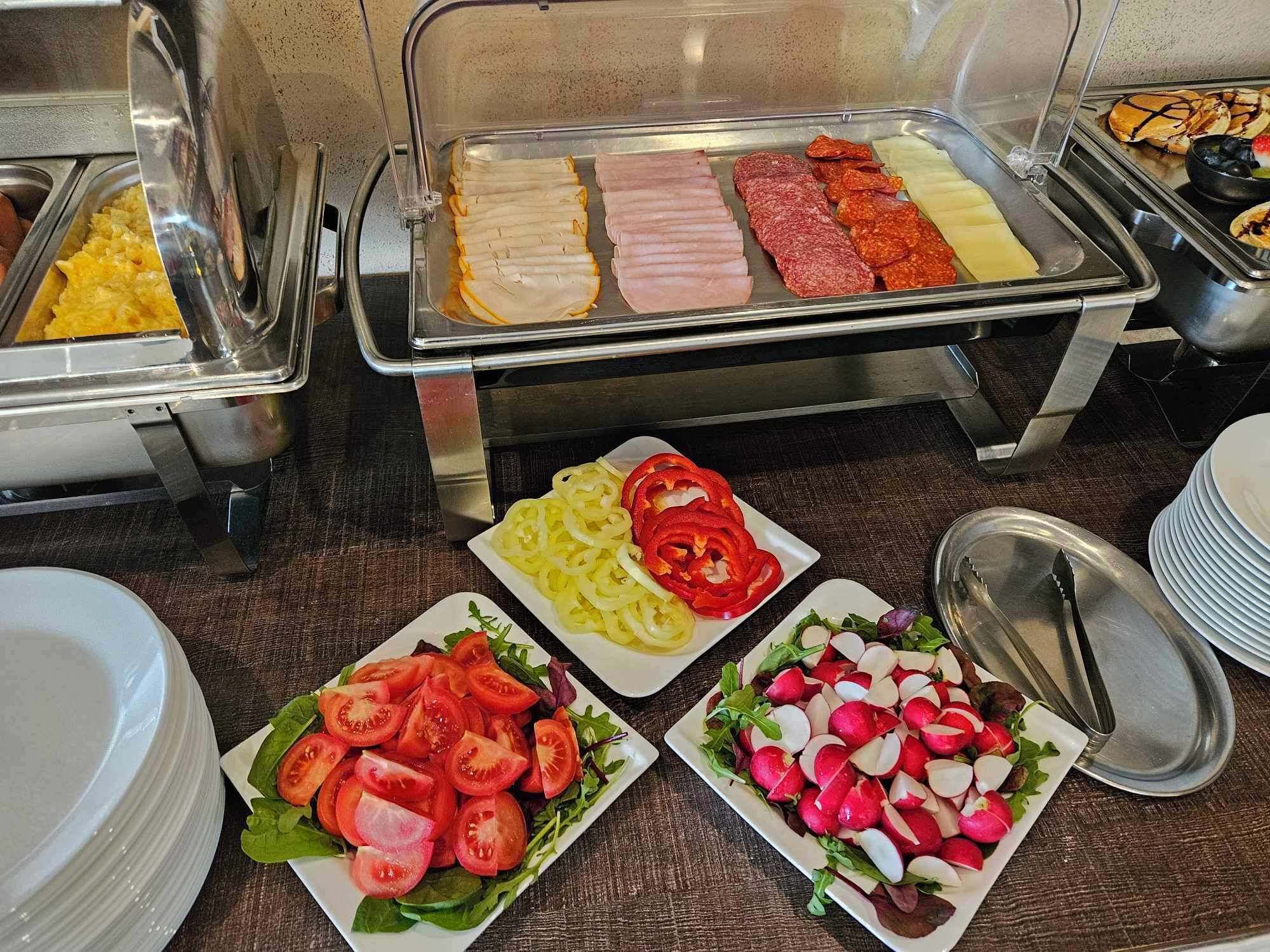 free daily full breakfast