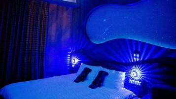 Habitación doble estándar | 7 habitaciones, decoración personalizada y muebles diferentes