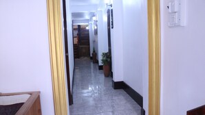 Hallway - Apple 2 Guesthouse (Luang Prabang)