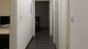 อพาร์ทเมนท์, 2 ห้องนอน (2)
