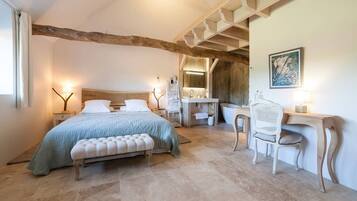 雙人房, 私人浴室 (Chambre 3) | 高級寢具、獨特裝潢、布置獨特、書桌