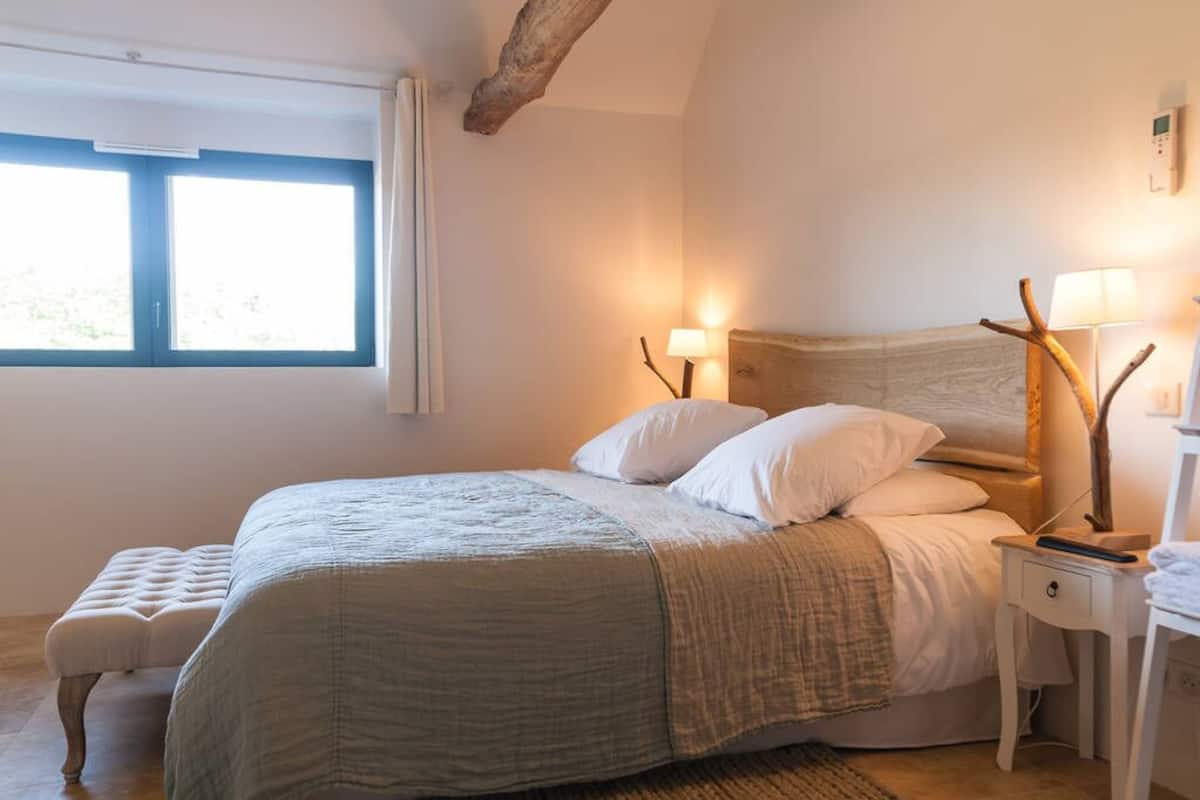 Double Room, Private Bathroom (Chambre 3) | Premium bedding, individually decorated, individually furnished, desk