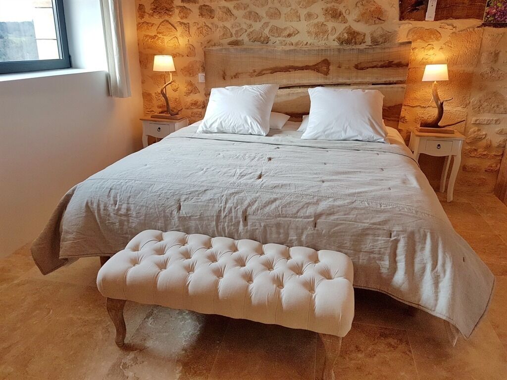 高档床上用品、特色装修、特色家居、办公桌