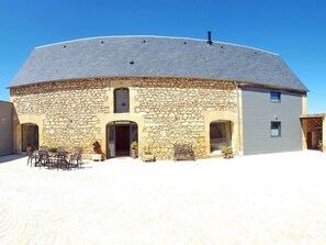 Exterior - Le Petit Paradis (Grolejac)