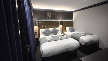 Deluxe-værelse til 3 personer | Egyptiske bomuldslagner, premium-sengetøj, senge med topmadrasser